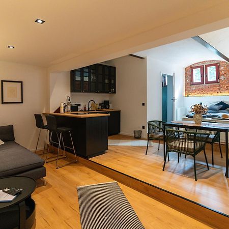 Apartment "Zum Kutscherhaus" ไลป์ซิก ภายนอก รูปภาพ